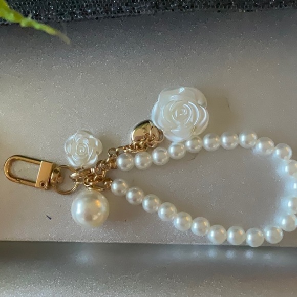 VINTAGE BLACK GLITZY ENVELOPE BAG - Picture 5 of 5